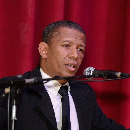 Mr Leonardo Manus